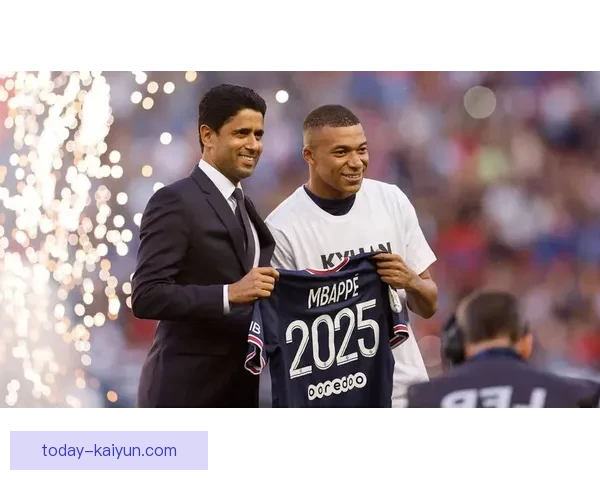 贝肯鲍尔战术影响力持续回暖，足球理念引领新一代教练风潮